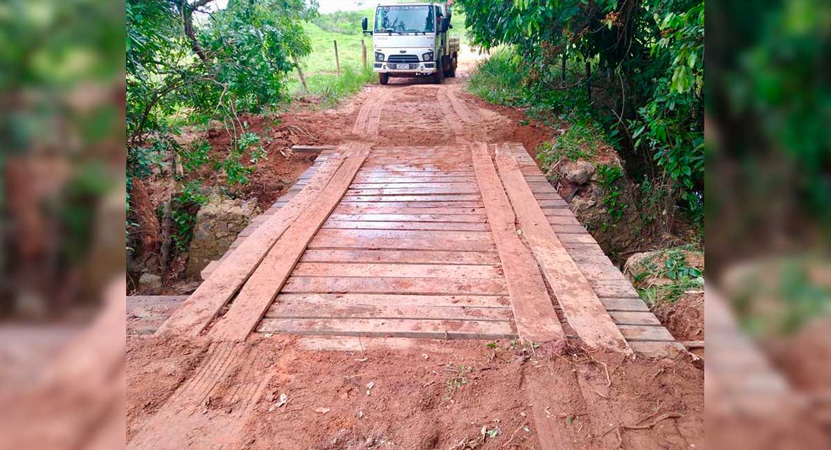 Prefeitura recupera ponte na zona rural do município