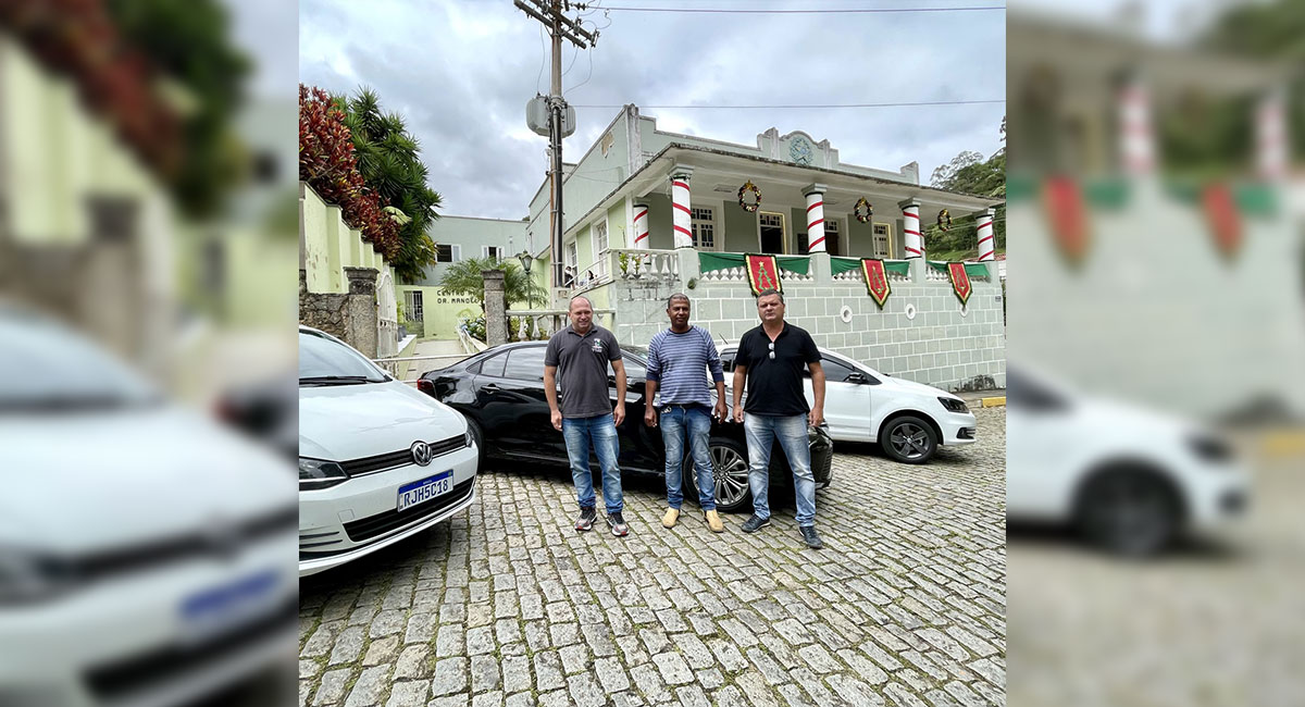 Prefeitura recebe novos veículos e reforça frota de transporte de pacientes