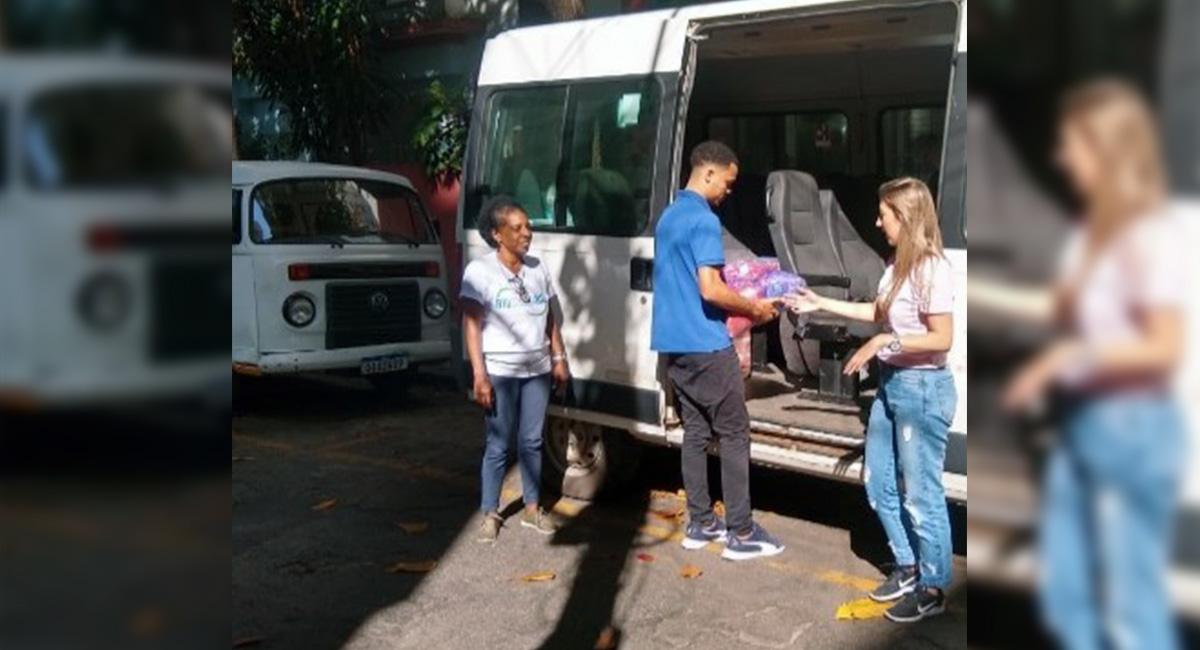 Secretaria de Assistência Social recebe doações da ONG Rio Solidário