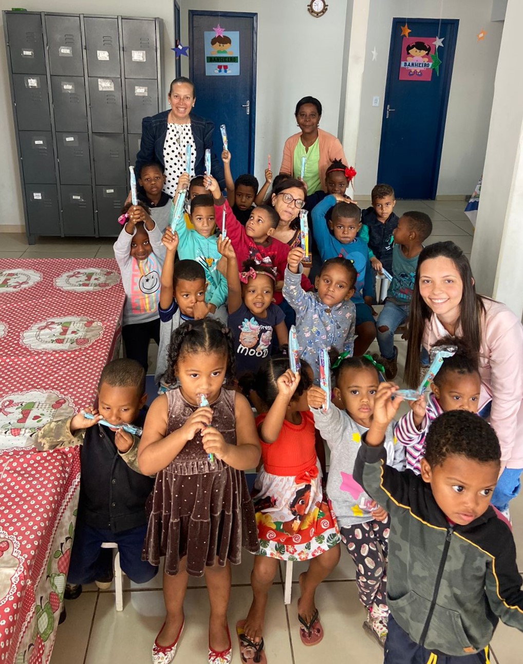 Saúde Bucal em Foco: Ações Educativas na Creche Municipal Pedacinho do Céu em Manoel de Moraes