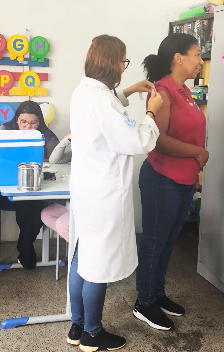 Mobilização no CIEP 273 fortalece campanha de vacinação contra a gripe
