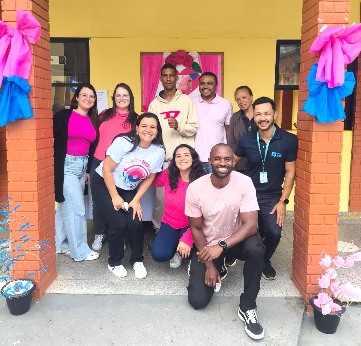 Outubro Rosa e Novembro Azul: Ação de prevenção reúne mais de 60 atendimentos na Unidade Central de Saúde Dr. Manoel Verbicário
